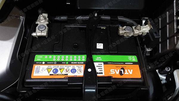 【台北】TOYOTA豐田 PREVIA 2008年 汽車電瓶 原車 韓製ATLAS MF80D26L 70AH 600A 更換 德製VARTA華達 銀合金 E23 70AH 630A(EN)