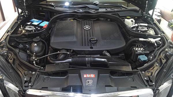 【台北】MERCEDES BENZ賓士 E-Class Sedan E220 CDI 柴油版 W212 2012年 汽車電瓶 原廠 BENZ AGM 80AH 800A(EN) 更換 法製EXIDE埃克塞德 AGM EK800 80AH 800A(EN)