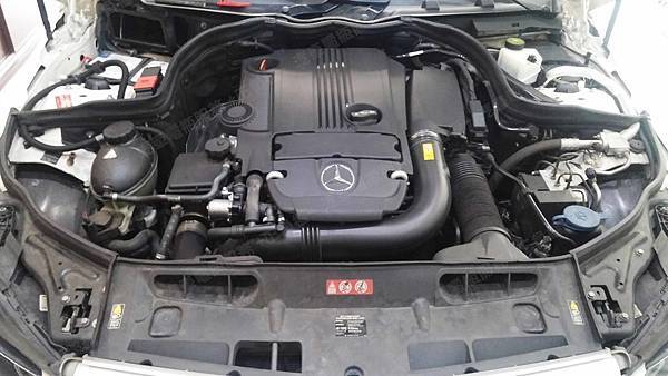 【台北】MERCEDES BENZ賓士 C-Class Sedan C200 BlueEFFICIENCY W204 2012年 汽車電瓶 原廠 BENZ AGM 80AH 800A(EN) 更換 法製EXIDE埃克塞德 AGM EK800 80AH 800A(EN)