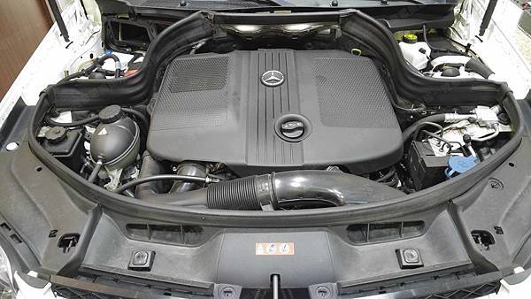 【台北】MERCEDES BENZ賓士 GLK-Class GLK220 CDI 柴油版 X204 2010年 汽車電瓶 原廠 德製VARTA華達 AGM 80AH 800A(EN) 更換 法製EXIDE埃克塞德 AGM EK800 80AH 800A(EN)