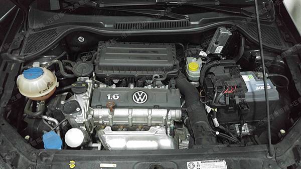 【台北】VOLKSWAGEN福斯 VENTO 1.6 2013年 汽車電瓶 原廠 德製VARTA華達 61AH 540A(EN) 更換 法製EXIDE埃克塞德 碳合金 EA640 64AH 640A(EN) 【到府安裝】