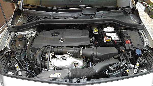 【台北】MERCEDES BENZ賓士 B-Class B200 W246 2012年 汽車電瓶 原廠 BENZ AGM 80AH 800A(EN) 更換 法製EXIDE埃克塞德 AGM EK800 80AH 800A(EN)