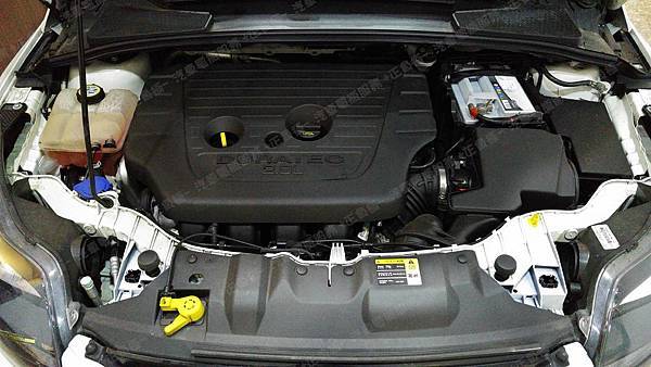 【台北】FORD福特 Focus MK3三代 汽油版 2013年 汽車電瓶 原車 DETA德大 DA722 72AH 720A(EN) 更換 德國VARTA華達 德國廠 銀合金 E38 74AH 750A(EN)