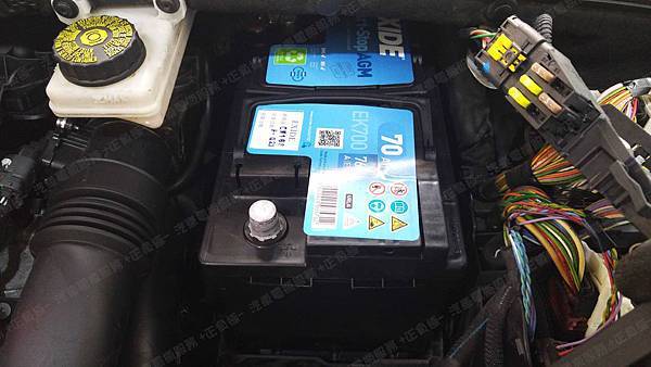 【台北】PEUGEOT標緻 308 HDi 柴油版 2013年 汽車電瓶 原廠 義大利製EXIDE埃克塞德 AGM 70AH 760A(EN) 更換 法製EXIDE埃克塞德 AGM EK700 70AH 760A(EN)