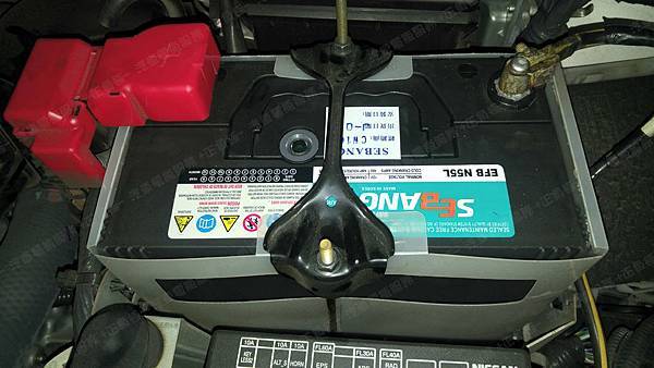 【台北】NISSAN裕隆 Grand Livina 1.8 2013年 汽車電瓶 原廠 台製YUASA湯淺 46B24L-MF 加水式 45AH 295A 更換 韓製SEBANG世邦 EFB N55L 55AH 600A 【到府安裝】
