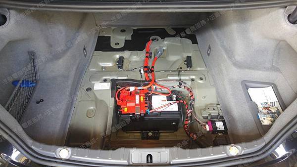 【台北】BMW寶馬 7-Series 730d F01 2011年 汽車電瓶 原廠 BMW AGM 90AH 900A(EN) 更換 法製EXIDE埃克塞德 AGM EK950 95AH 850A(EN)