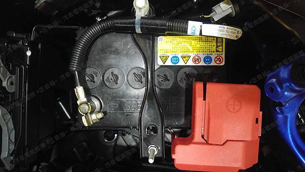 【台北】HONDA本田 FIT MK3三代 2015年 汽車電瓶 原廠 台製YUASA湯淺 38B19L-MF 加水式 35AH 265A 更換 韓製SEBANG世邦 EFB N55L 55AH 500A