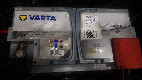【台北】MERCEDES BENZ賓士 E-Class Sedan E350 CDI 柴油版 W212 2011年 汽車電瓶 原廠 BENZ AGM 80AH 800A(EN) 更換 德國VARTA華達 德國廠 AGM F21 80AH 800A(EN)