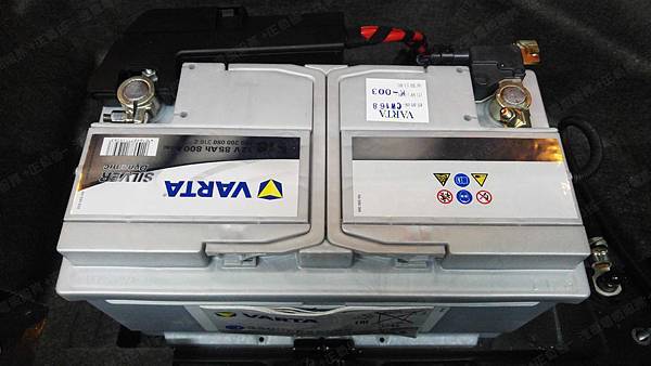 【台北】AUDI奧迪 A4 Avant旅行車 2.0 TFSI quattro 2011年 汽車電瓶 原廠 MOLL莫爾 80AH 640A(EN) 更換 德國VARTA華達 德國廠 銀合金 F18 85AH 800A(EN)