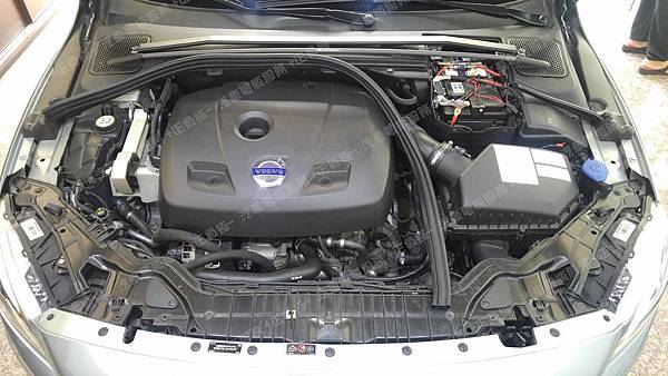 【台北】VOLVO富豪 S60 T5 汽油版 2015年 汽車電瓶 原廠 VOLVO AGM 70AH 760A(EN) 更換 法製EXIDE埃克塞德 AGM EK700 70AH 760A(EN)