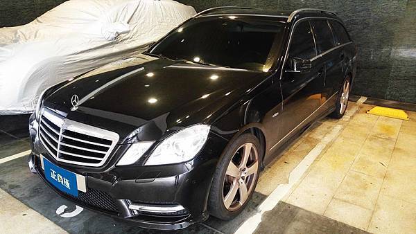 【台北】MERCEDES BENZ賓士 E-Class Estate E250 五門旅行車 S212 2012年 汽車電瓶 原車 MOLL莫爾 EFB 82080 80AH 800A(EN) 更換 德國VARTA華達 德國廠 AGM F21 80AH 800A(EN) 【到府安裝】