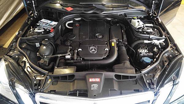 【台北】MERCEDES BENZ賓士 E-Class Estate E250 五門旅行車 S212 2012年 汽車電瓶 原車 MOLL莫爾 EFB 82080 80AH 800A(EN) 更換 德國VARTA華達 德國廠 AGM F21 80AH 800A(EN) 【到府安裝】