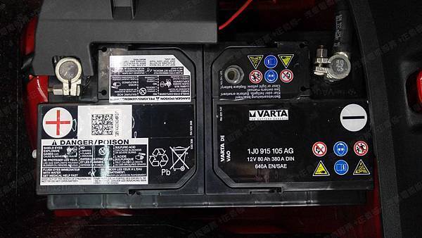 【台北】AUDI奧迪 TT 3.2 quattro Coupe雙門跑車 2007年 汽車電瓶 原廠 德製VARTA華達 80AH 640A(EN) 更換 德國VARTA華達 德國廠 銀合金 F18 85AH 800A(EN) 【到府安裝】