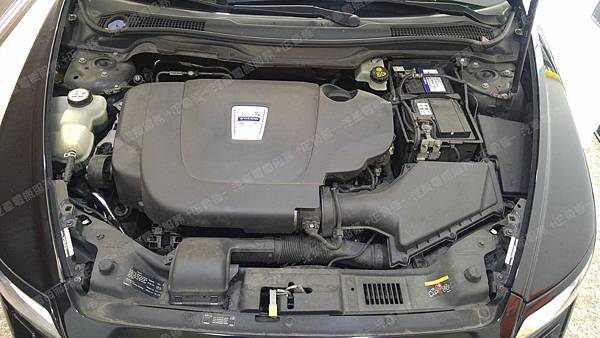 【台北】VOLVO富豪 V50 D4 柴油版 2012年 汽車電瓶 原廠 VOLVO 80AH 700A(EN) 更換 德國VARTA華達 德國廠 銀合金 F18 85AH 800A(EN)