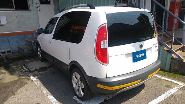 【台北】SKODA斯柯達 Roomster 1.2 TSI 2011年 汽車電瓶 原廠 德製VARTA華達 60AH 480A(EN) 更換 德國VARTA華達 德國廠 銀合金 D15 63AH 610A(EN) 【到府安裝】