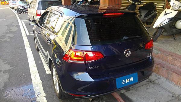 【台北】VOLKSWAGEN福斯 GOLF 1.2 TSI MK7七代 2015年 汽車電瓶 原廠 MOLL莫爾 EFB 69AH 680A(EN) 更換 德國VARTA華達 德國廠 EFB E45 70AH 650A(EN) 【到府安裝】