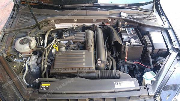 【台北】VOLKSWAGEN福斯 GOLF 1.2 TSI MK7七代 2015年 汽車電瓶 原廠 MOLL莫爾 EFB 69AH 680A(EN) 更換 德國VARTA華達 德國廠 EFB E45 70AH 650A(EN) 【到府安裝】