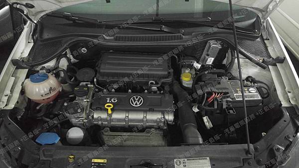 【台北】VOLKSWAGEN福斯 POLO 1.6 2015年 汽車電瓶 原廠 韓製SEBANG世邦 60AH 480A(EN) 更換 德國VARTA華達 德國廠 銀合金 D15 63AH 610A(EN) 【到府安裝】