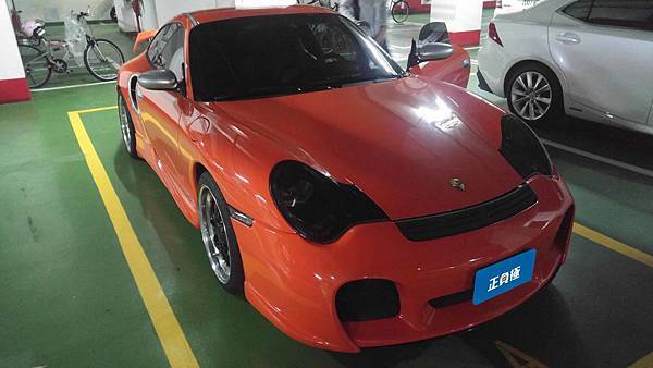 【台北】PORSCHE保時捷 Carrera 911 996型 2003年 汽車電瓶 原車 BOSCH博世 S5 DIN80 80AH 720A(EN) 更換 德國VARTA華達 德國廠 銀合金 F18 85AH 800A(EN) 【到府更換】