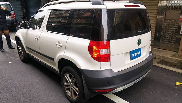 【台北】SKODA斯柯達 Yeti 1.2 TSI 2012年 汽車電瓶 原廠 德製VARTA華達 60AH 480A(EN) 更換 德國VARTA華達 德國廠 銀合金 D15 63AH 610A(EN) 【到府安裝】