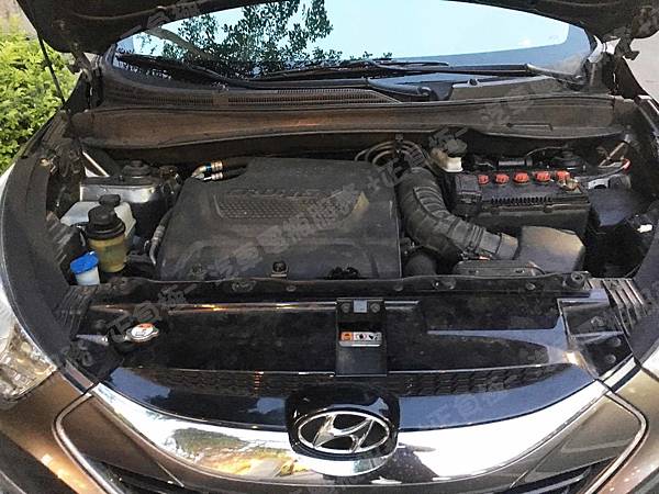 【台北】HYUNDAI現代 ix35 2.0 VG Turbo CRDi 柴油版 2013年 汽車電瓶 原廠 台製YUASA湯淺 95D31R-MF 加水式 80AH 565A 更換 韓製SEBANG世邦 EFB T110R 95AH 900A