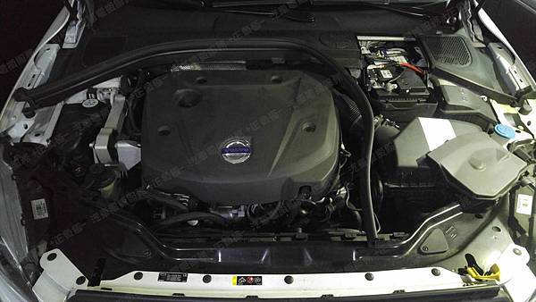 【台北】VOLVO富豪 XC60 D4 柴油版 2014年 汽車電瓶 原廠 VOLVO AGM 70AH 760A(EN) 更換 法製EXIDE埃克塞德 AGM EK700 70AH 760A(EN) 【到府安裝】