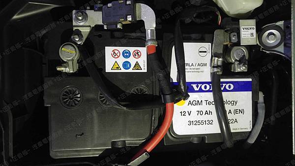 【台北】VOLVO富豪 XC60 D4 柴油版 2014年 汽車電瓶 原廠 VOLVO AGM 70AH 760A(EN) 更換 法製EXIDE埃克塞德 AGM EK700 70AH 760A(EN) 【到府安裝】