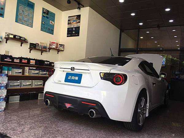 【台北】TOYOTA豐田 Scion FR-S / GT86 2.0 2013年 汽車電瓶 原廠 日製Panasonic國際 55D23L-MF 加水式 60AH 356A 更換 韓製SEBANG世邦 EFB Q85L 65AH 700A