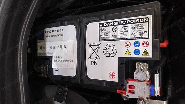 【台北】MERCEDES BENZ賓士 B-Class B200 CDI 柴油版 W246 2013年 汽車電瓶 原廠 BENZ AGM 80AH 800A(EN) 更換 德國VARTA華達 德國廠 AGM F21 80AH 800A(EN)
