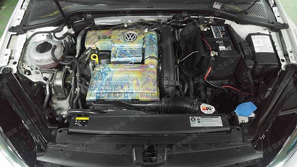 【台北】VOLKSWAGEN福斯 GOLF VARIANT旅行車 1.4 TSI MK7七代 2015年 汽車電瓶 原廠 MOLL莫爾 EFB 69AH 680A(EN) 更換 韓製SEBANG世邦 EFB L3 70AH 800A 【到府安裝】