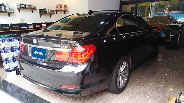 【台北】BMW寶馬 7-Series 730d F01 2012年 汽車電瓶 原廠 BMW AGM 90AH 900A(EN) 更換 法製EXIDE埃克塞德 AGM EK950 95AH 850A(EN)