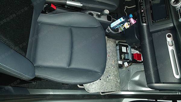 【台北】SMART司麥特 Smart Fortwo Passion 62kW W451 2014年 汽車電瓶 原廠 德製VARTA華達 62AH 480A(EN) 更換 法製EXIDE埃克塞德 AGM EK600 60AH 680A(EN) 【到府安裝】W