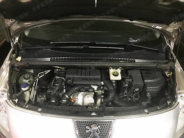 【台北】PEUGEOT標緻 3008 1.6 HDi 柴油版 2010年 汽車電瓶 原車 法製EXIDE埃克塞德 碳合金 EA640 64AH 640A(EN) 更換 法製EXIDE埃克塞德 碳合金 EA770 77AH 760A(EN) 【到府安裝】