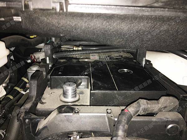 【台北】FORD福特 KUGA 2.0 ECOBOOST AWD 2015年 汽車電瓶 原廠 台製FoMoCo湯淺代工 60AH 590A 更換 德製VARTA華達 EFB E46 75AH 730A(EN)