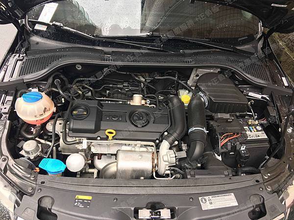 【台北】SKODA斯柯達 RAPID 1.4 TSI 2014年 汽車電瓶 原廠 德製VARTA華達 51AH 480A(EN) 更換 德國VARTA華達 德國廠 銀合金 D15 63AH 610A(EN) 【到府安裝】