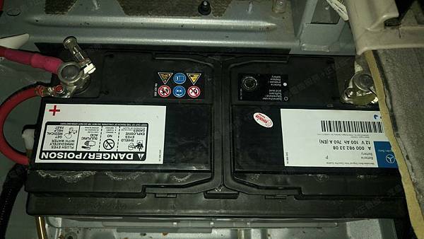 【台北】MERCEDES BENZ賓士 R-Class R350 3.5L 汽油版 W251 2007年 汽車電瓶 原車 BENZ 100AH 760A(EN) 更換 法製EXIDE埃克塞德 AGM EK950 95AH 850A(EN)