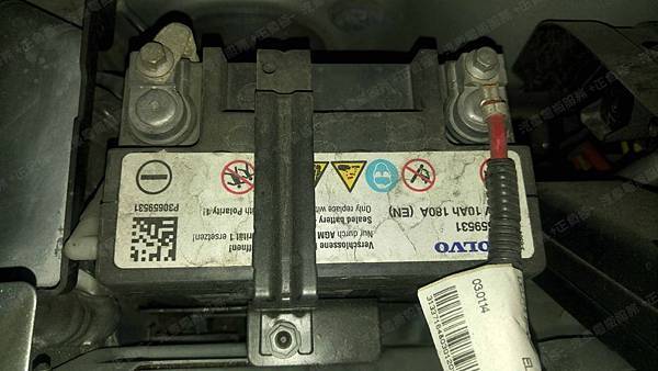 【台北】VOLVO富豪 XC60 D4 柴油版 2014年 Auxiliary battery輔助小電池 原廠 VOLVO AGM 10AH 180A(EN) 更換 日製BOSCH博世 AGM BLA-12 12AH 170A(EN)