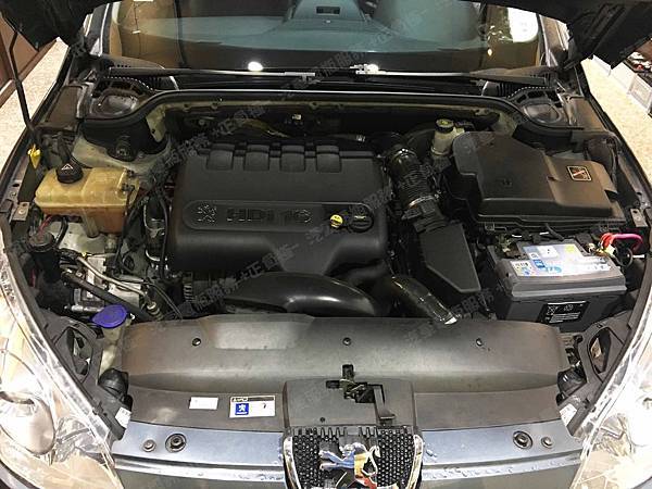 【台北】PEUGEOT標緻 407 2.0 HDi 柴油版 2007年 汽車電瓶 原車 德製VARTA華達 銀合金 E38 74AH 750A(EN) 更換 法製EXIDE埃克塞德 碳合金 EA770 77AH 760A(EN)