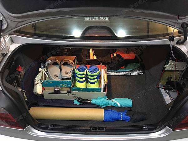 【台北】BMW寶馬 5-Series Sedan 530i E39 2001年 汽車電瓶 原車 BOSCH博世 S5 DIN85 85AH 760A(EN) 更換 德國VARTA華達 德國廠 銀合金 H3 100AH 830A(EN)