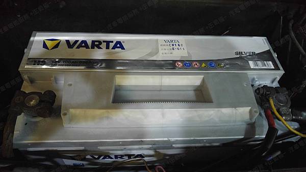 【台北】MERCEDES BENZ賓士 G-Class 300GE W463 1991年 汽車電瓶 原車 德製VARTA華達 銀合金 H3 100AH 830A(EN) 更換 德國VARTA華達 德國廠 銀合金 H3 100AH 830A(EN)
