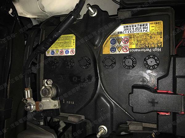【台北】MAZDA馬自達 MAZDA3 5D 2015年 汽車電瓶 原廠 日製GS YUASA EFB Q85 52AH 550A 更換 德國VARTA華達 EFB Q85L/115D23L 70AH 660A