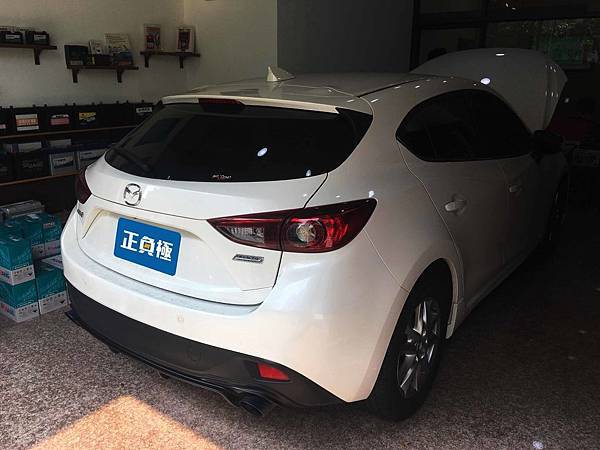 【台北】MAZDA馬自達 MAZDA3 5D 2015年 汽車電瓶 原廠 日製GS YUASA EFB Q85 52AH 550A 更換 德國VARTA華達 EFB Q85L/115D23L 70AH 660A