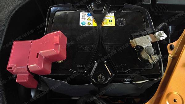 【台北】LUXGEN納智捷 U6 Turbo 2015年 汽車電瓶 原廠 台製YUASA湯淺 55D23R-CMF 60AH 400A 更換 韓製SEBANG世邦 EFB Q85R 65AH 700A