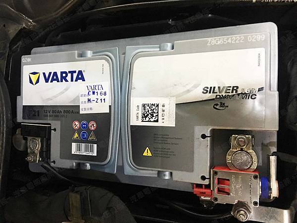 【台北】MERCEDES BENZ賓士 GLA-Class GLA200 CDI 柴油版 4MATIC X156 2016年 汽車電瓶 原廠 BENZ AGM 80AH 800A(EN) 更換 德國VARTA華達 德國廠 AGM F21 80AH 800A(EN)