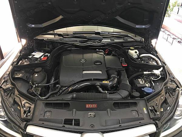 【台北】MERCEDES BENZ賓士 C-Class Coupe C180 AMG BlueEFFICIENCY C204 2014年 汽車電瓶 原廠 BENZ AGM 80AH 800A(EN) 更換 德國VARTA華達 德國廠 AGM F21 80AH 800A(EN)