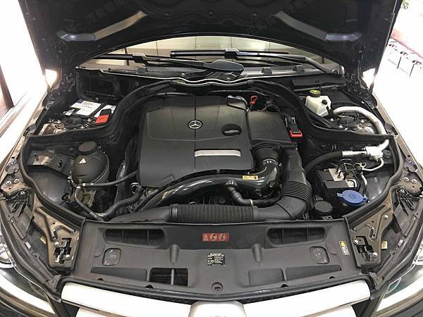 【台北】MERCEDES BENZ賓士 C-Class Coupe C180 AMG BlueEFFICIENCY C204 2014年 汽車電瓶 原廠 BENZ AGM 80AH 800A(EN) 更換 德國VARTA華達 德國廠 AGM F21 80AH 800A(EN)