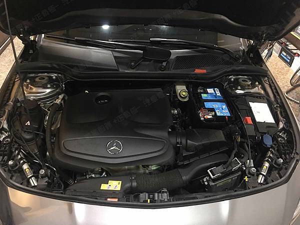 【台北】MERCEDES BENZ賓士 CLA-Class CLA200 C117 2015年 汽車電瓶 原廠 德製VARTA華達 AGM 70AH 760A(EN) 更換 法製EXIDE埃克塞德 AGM EK700 70AH 760A(EN)