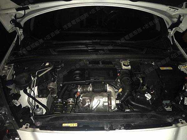 【台北】PEUGEOT標緻 3008 1.6 e-HDi 柴油版 2015年 汽車電瓶 原廠 德製VARTA華達 AGM 70AH 760A(EN) 更換 義大利FIAMM非凡 AGM VR760 70AH 760A(EN)