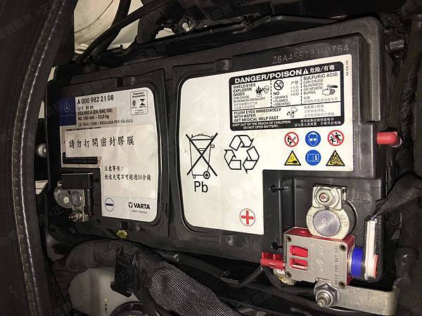 【台北】MERCEDES BENZ賓士 B-Class B200 CDI 柴油版 W246 2012年 汽車電瓶 原廠 德製VARTA華達 AGM 80AH 800A(EN) 更換 法製EXIDE埃克塞德 AGM EK800 80AH 800A(EN) 【到府安裝】