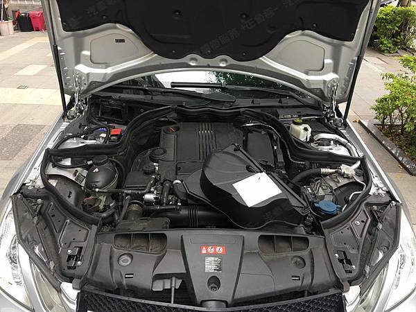 【台北】MERCEDES BENZ賓士 E-Class Coupe E250 AMG BlueEFFICIENCY C207 2012年 汽車電瓶 原車 韓製VATAS 58412 84AH 800A 更換 法製EXIDE埃克塞德 AGM EK800 80AH 800A(EN)